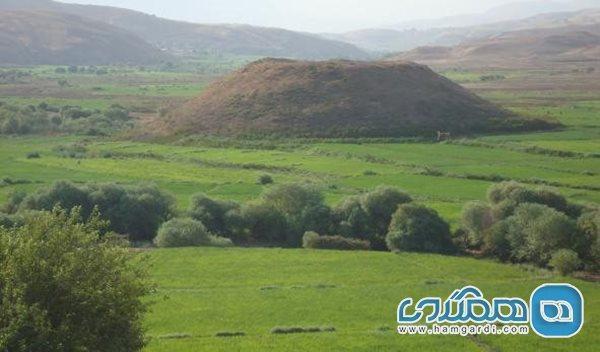 تل شیروان یکی از جاذبه های گردشگری استان ایلام است تل شیروان یکی از جاذبه های گردشگری استان ایلام است