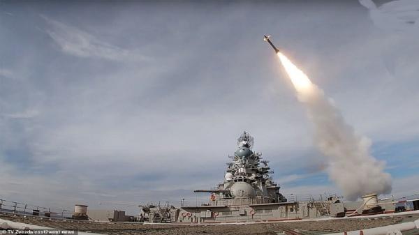 هزینه های گزاف پنتاگون برای رقابت با موشک های مافوق صوت روسی