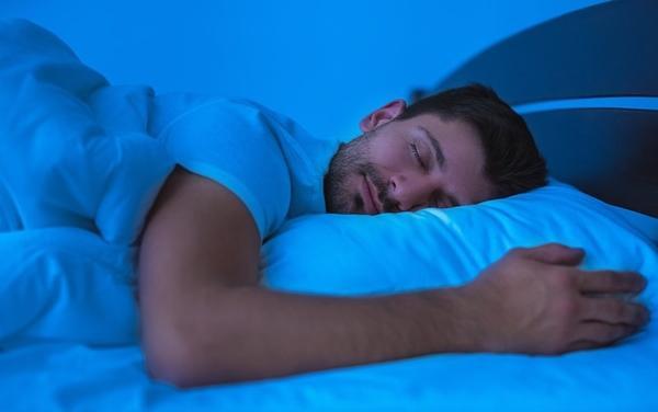 ساعت طلایی خوابیدن که بعد از آن اصلا احساس خستگی نمی کنید!
